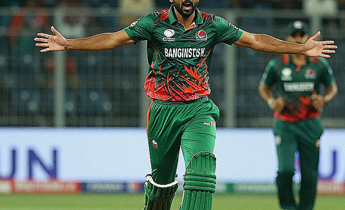 টি-২০ বিশ্বকাপ ২০২৬: ট্রফির লাইনটা সাত থেকে পনেরো ওভারে লেখা হবে