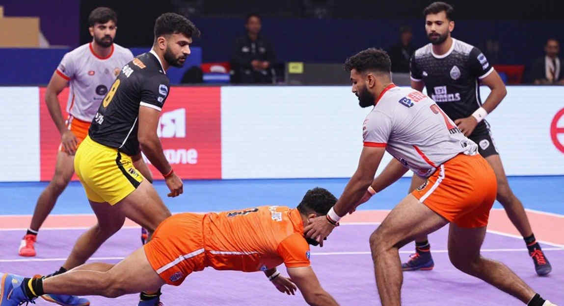 ৪৮-২৪ স্কোরলাইনে লুকানো তিনটি অল আউট: নারী কাবাডির সেমিফাইনাল যে গল্পটা বলে না